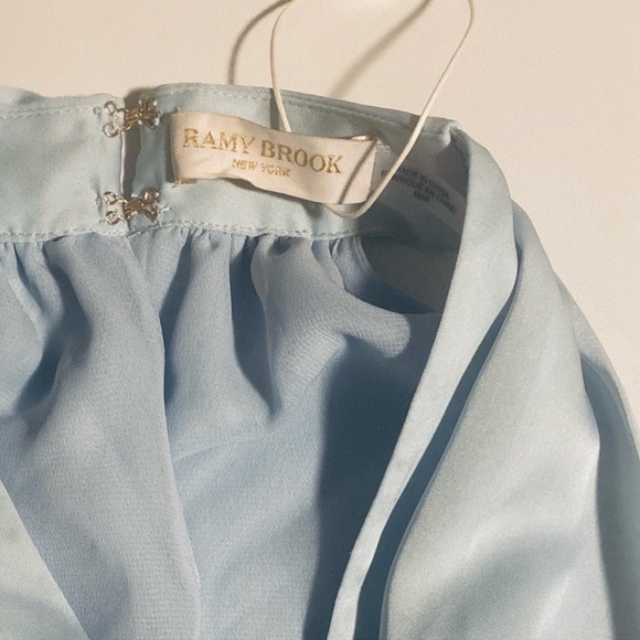 Light Blue Sleeveless Dress with Belt - Picture 6 of 6